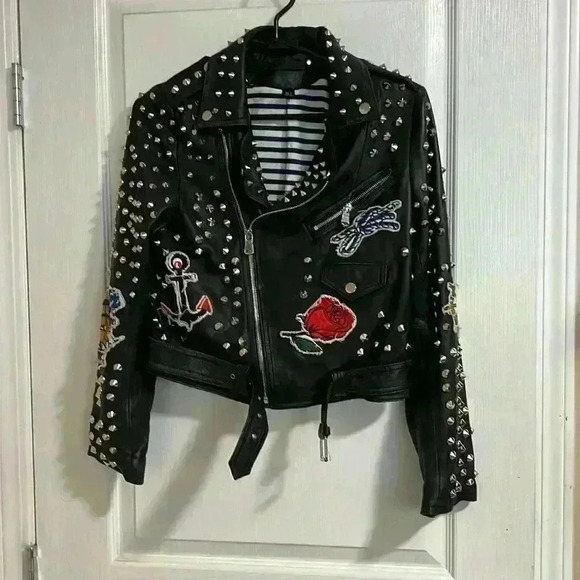 **Host Pick **ZARA BLACK REAL LEATHER BIKER JACKET WITH  STUDS AND PATCHES - Picture 3 of 17